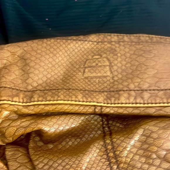 Kathy Van Zeeland Vintage Hobo Leather Bag - Picture 6 of 8